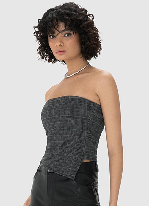 Vista 2 Blusa Preto Xadrez Assimétrica Enfim Enfim