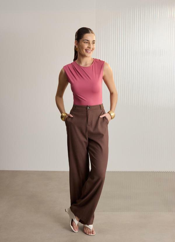 Blusa sem Mangas com Pregas em Malha Rosa