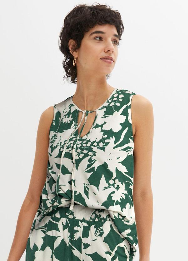 Regata Ramo de Flores em Malha de Viscose