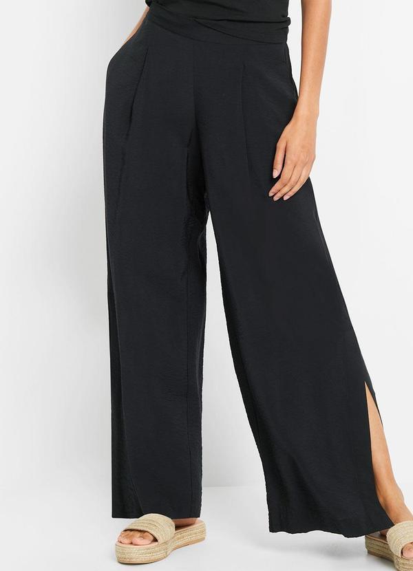 Calça Preta em Crepe Plano