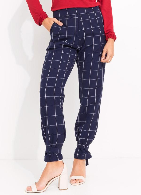 Calça Cigarrete Xadrez Grid Azul com Elástico e Detalhe na Barra
