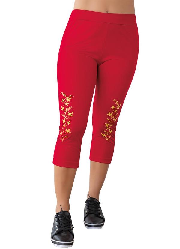 Calça Corsário Vermelha com Estampa Localizada