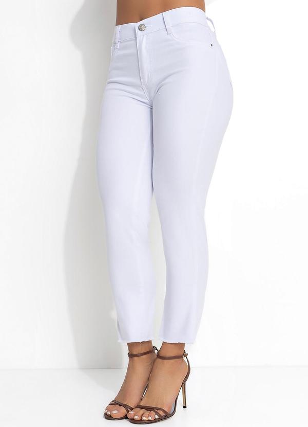 Calça Cropped Branca Sawary com Barra Desfiada