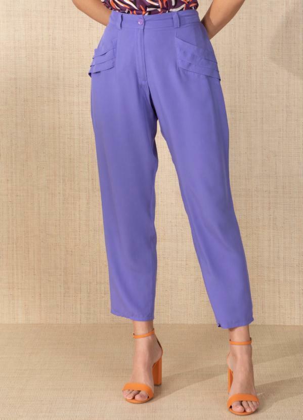 Calça Lilás com Prega nos Bolsos
