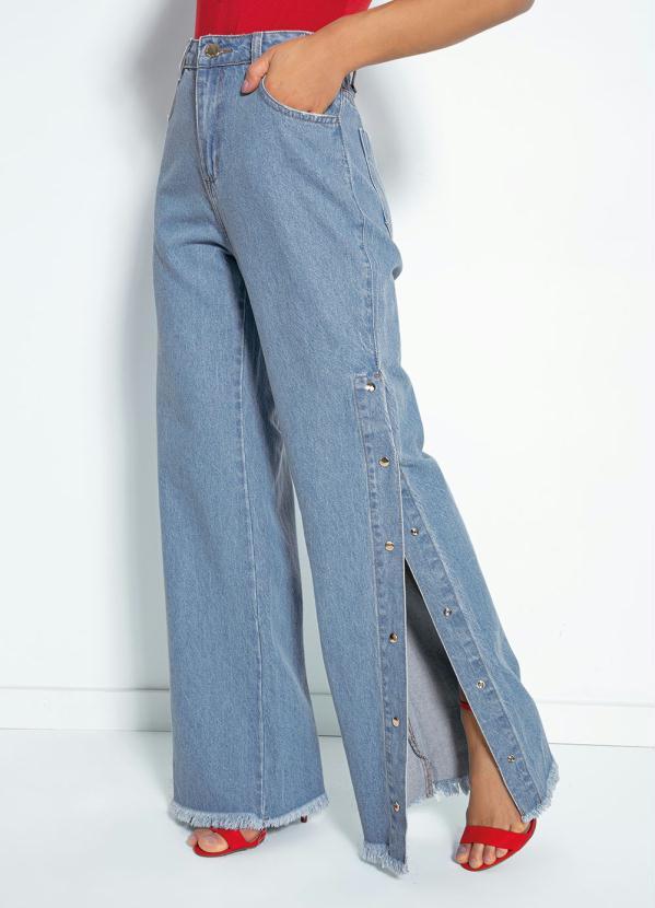Calça Jeans com Botões nas Fendas Sawary