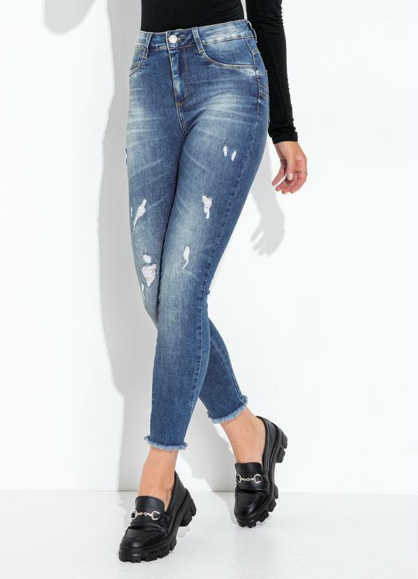 Calça Jeans Médio Levanta Bumbum Cigarrete