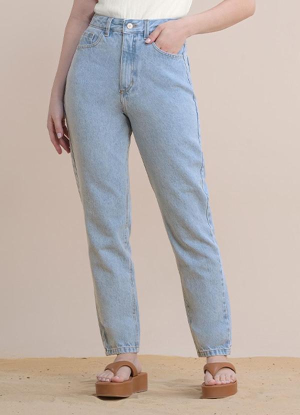 Calça Mom Jeans Claro