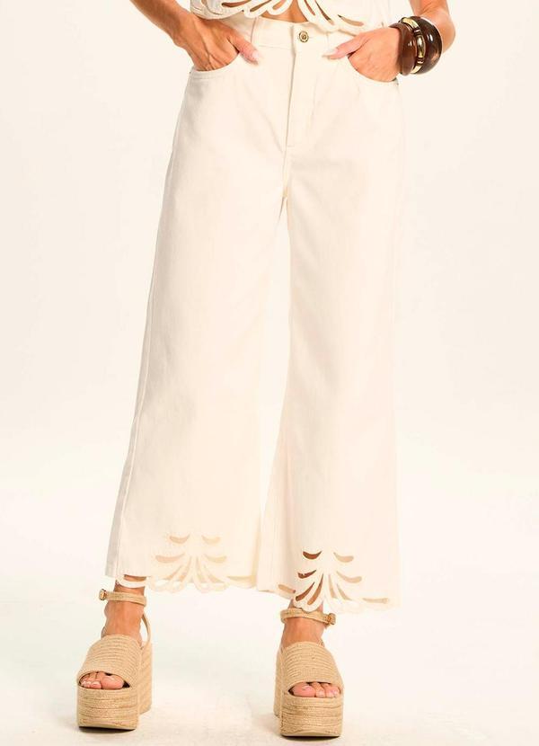 Calça Wide Cropped Sarja Bordado Miragem Branco