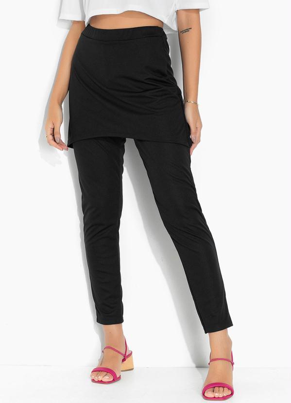 Vista 2 Calça Preta com Sobreposição Moda Pop Moda Pop