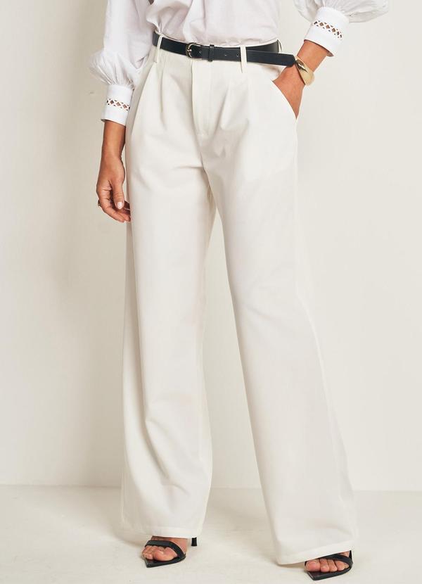 Calça Alfaiataria com Cinto Embutido Branco