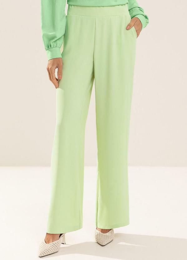 Calça Pantalona em Tecido Fluido Verde