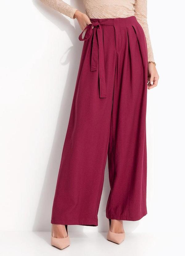 Calça Pantalona Vinho em Tecido Alfaiataria