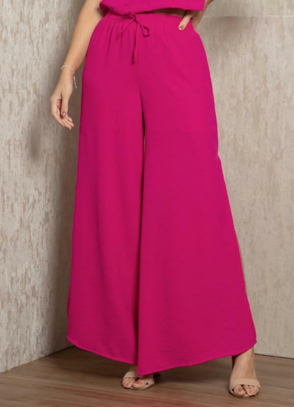 Calça Pink com Fendas e Bolsos