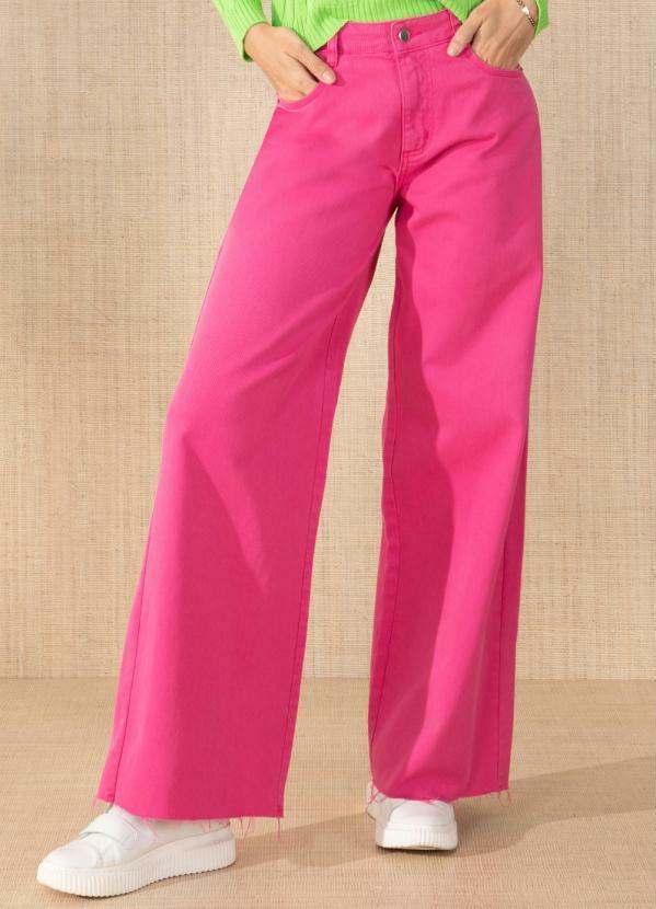 Vista 2 Calça Rosa com Barra Desfiada Quintess Quintess