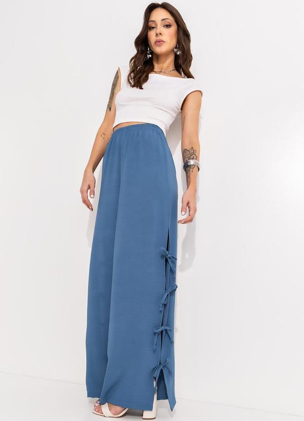 Calça Azul em Crepe Plano