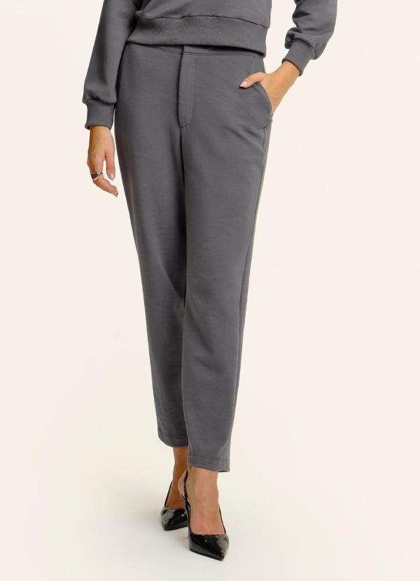 Calça Cenoura Piquet Verona Cinza