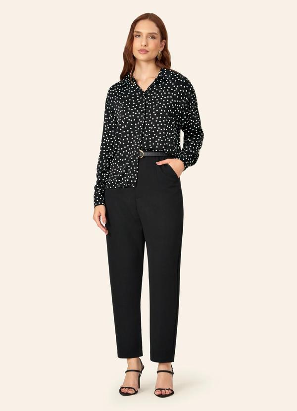 Calça Feminina Cenoura Alfaiataria Preto