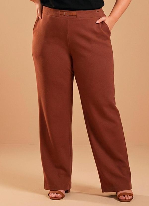 Calça Feminina Reta com Fivela Marrom