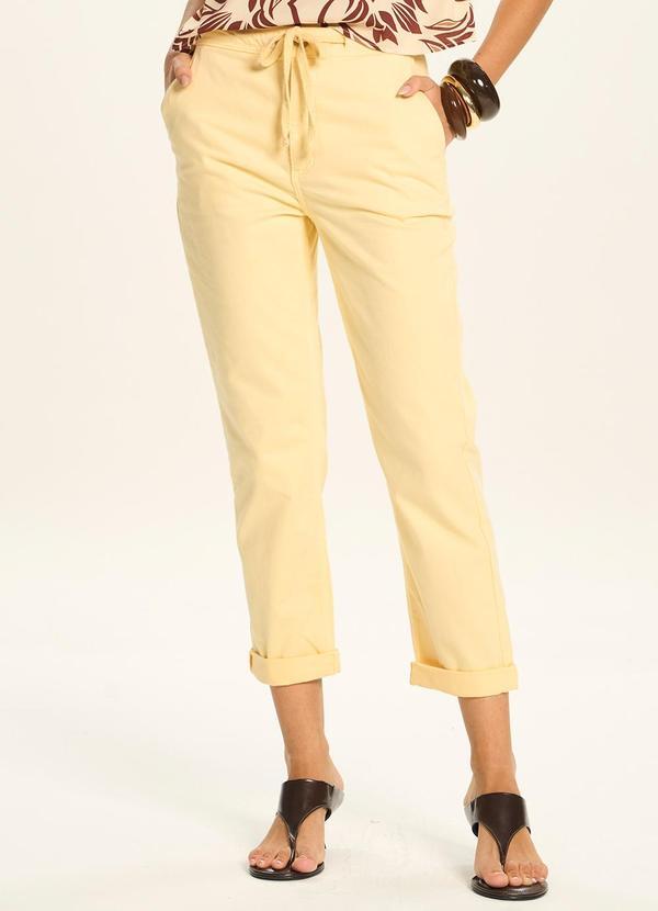Calça Jogger com Barra Dobrada Amarelo