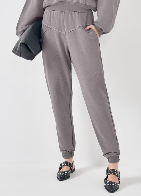 Calça Jogger em Moletom Estonado Cinza