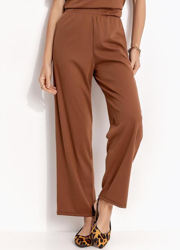 Calça Marrom Amendoado em Canelado