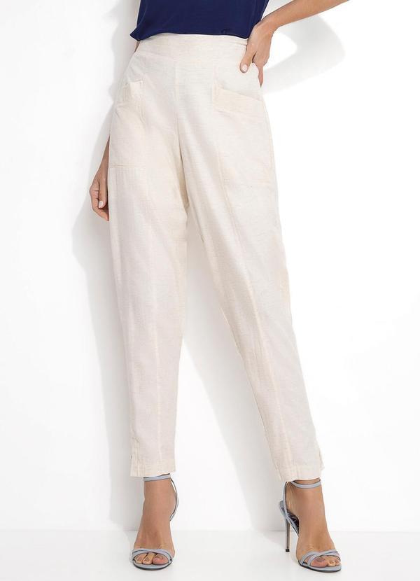 Calça Off White em Linho