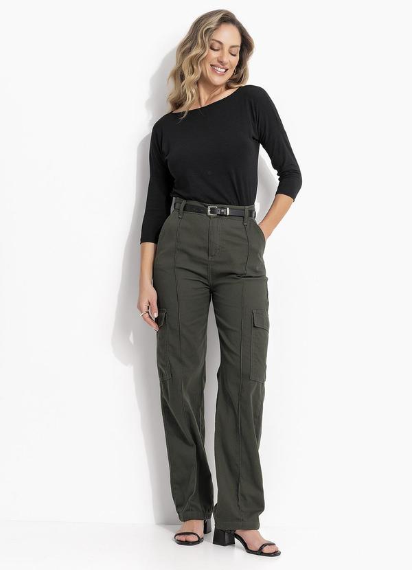 Calça Cargo Verde Militar em Sarja