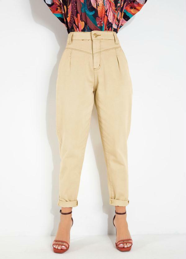 Calça Sawary Bege Mom Jeans com Bolsos