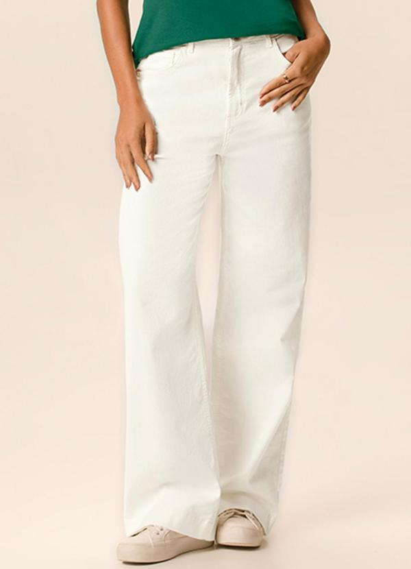 Calça Wide Leg em Sarja Off White
