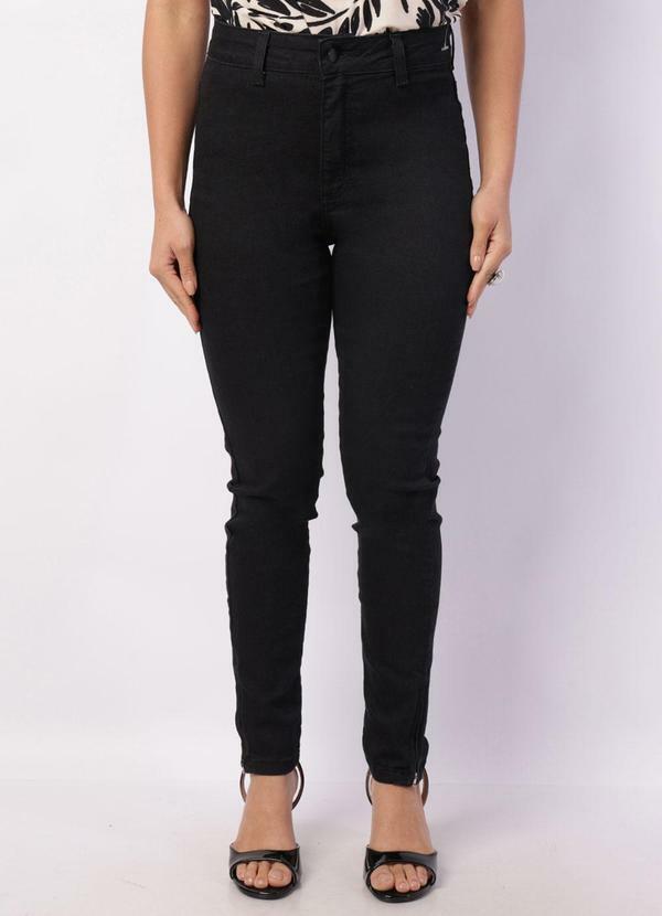 Calça Jeans Feminina Skinny Preta