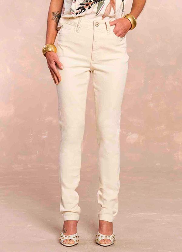 Calça Skinny Flora em Sarja Branco