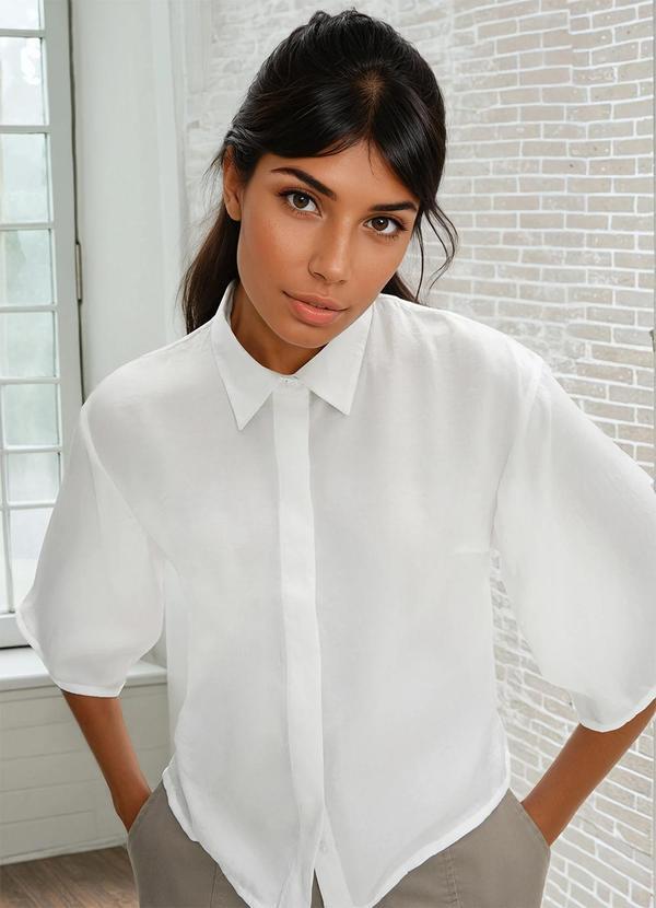 Blusa Off White em Crepe Plano