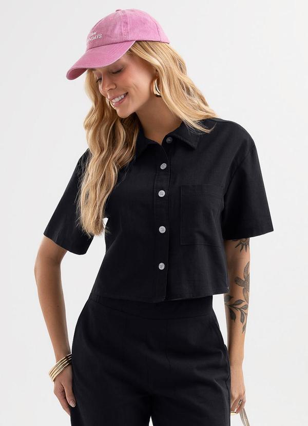 Camisa em Tecido Texturizado Preto