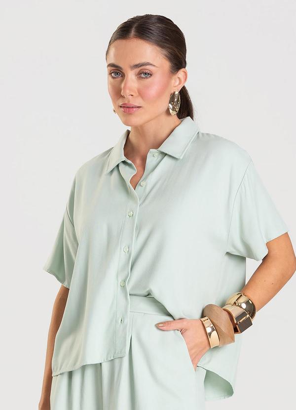 Camisa Feminina em Tecido de Viscose Verde
