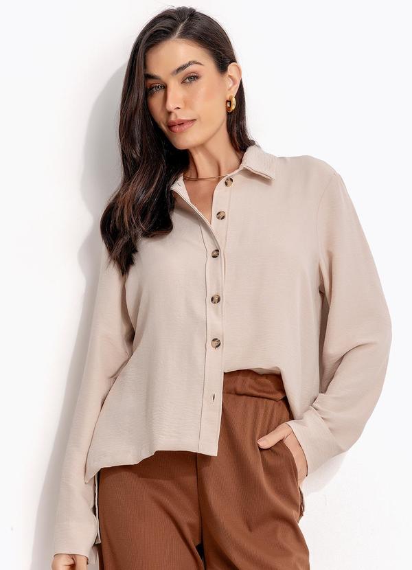 Vista 2 Camisa Bege em Tecido Air Flow Quintess Quintess