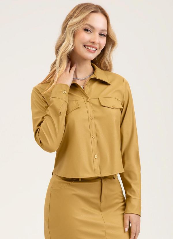 Camisa em Material Sintético Caramelo