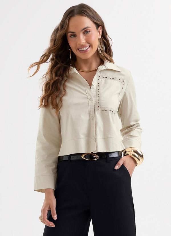 Camisa em Tricoline com Bordado a Laser Bege