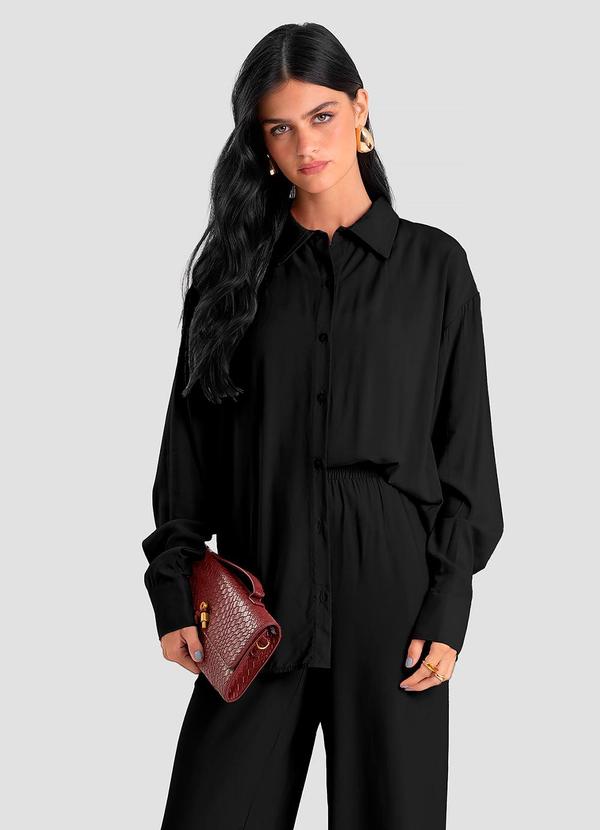 Camisa Feminina Oversized em Tecido Preto