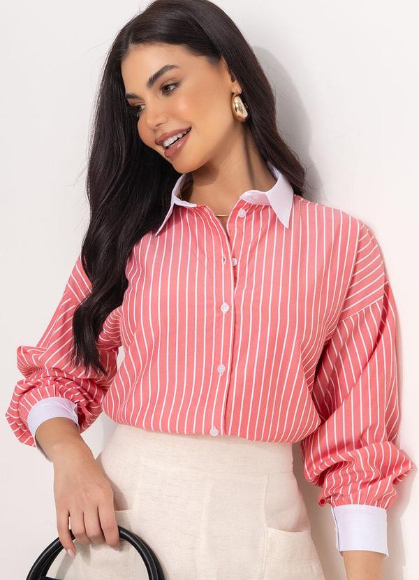 Camisa Longuete Listrada Vermelha com Gola e Punhos Contrastantes