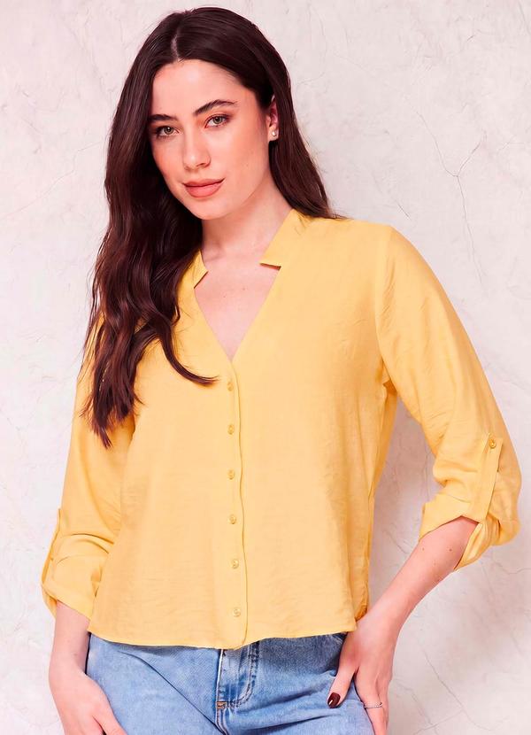 Camisa Reta Creponada Martingale Sunset Amarelo
