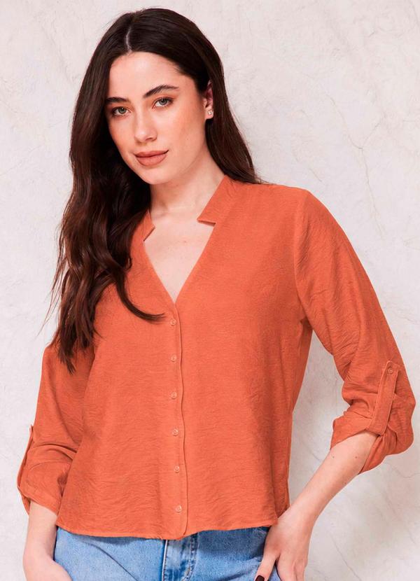 Camisa Reta Creponada Martingale Sunset Marrom