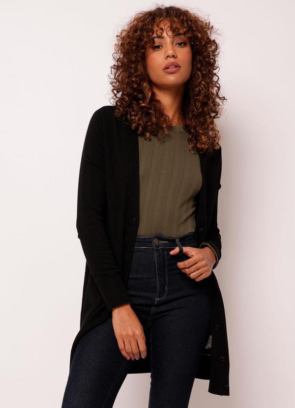 Cardigan Feminino Alongado com Botões Preto