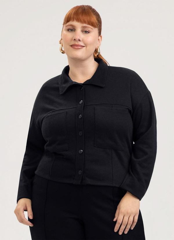 Casaco Plus Size em Tecido Texturizado Preto