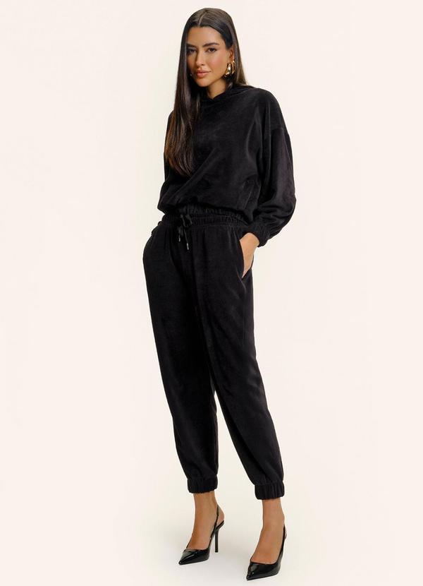 Conjunto Blusão com Calça Plush Preto