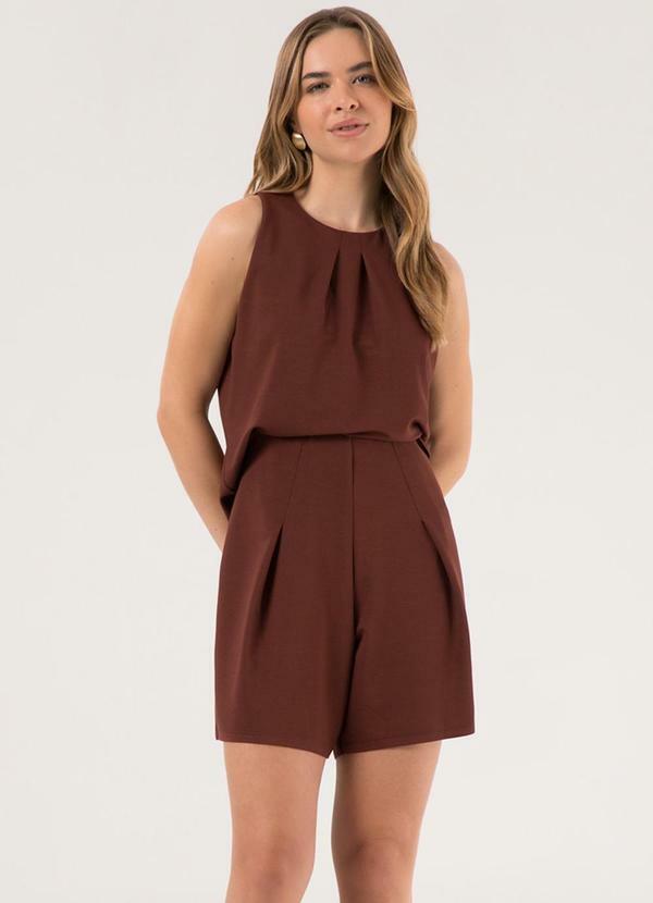 Vista 2 Conjunto com Blusa e Shorts em Malha Marrom Lunender Lunender