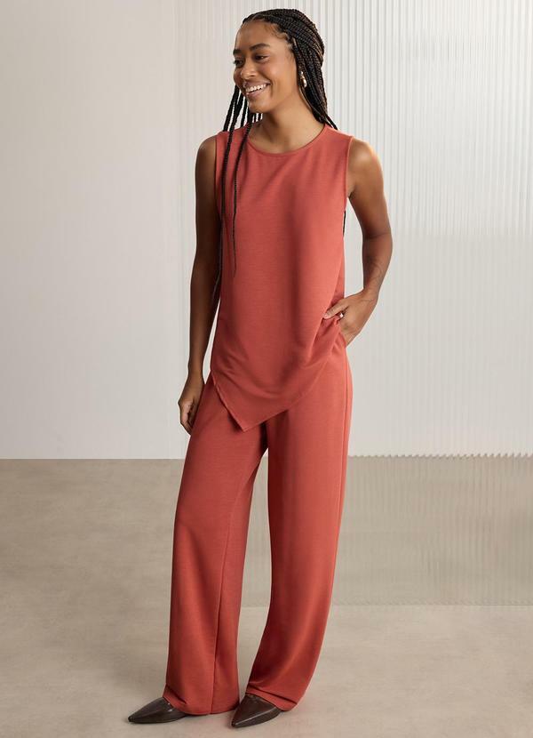Conjunto com Calça e Blusa Assimétrica Laranja