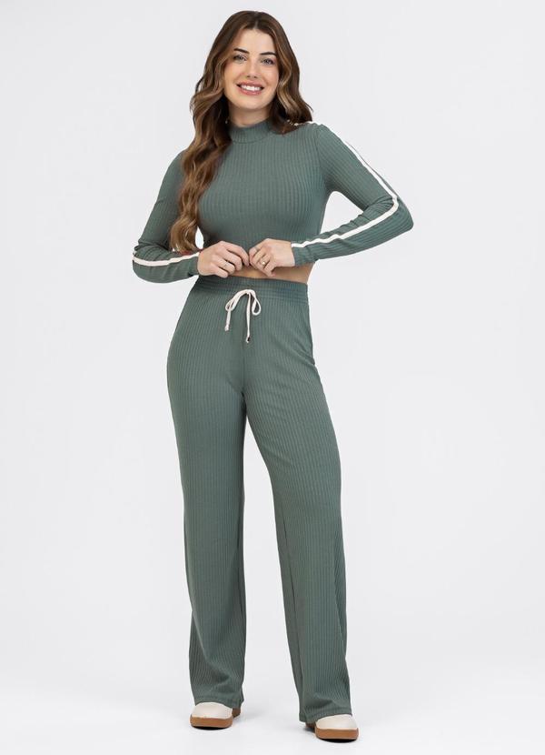 Conjunto em Canelado Cinza
