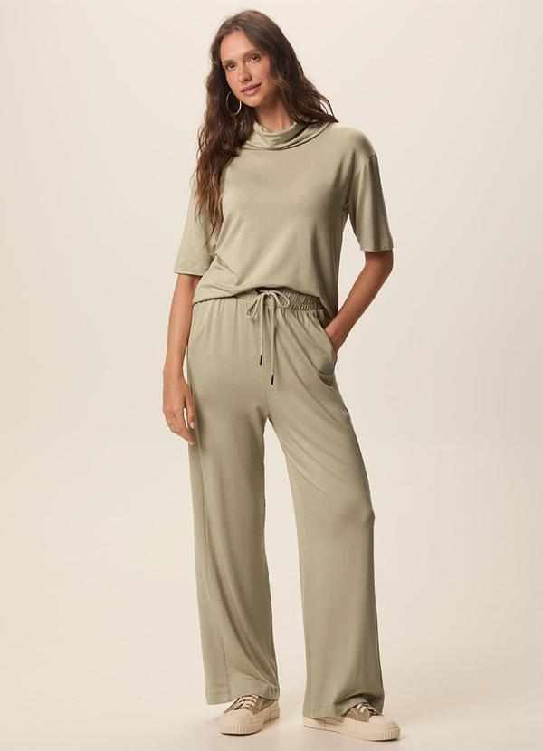 Conjunto em Moletinho Areia