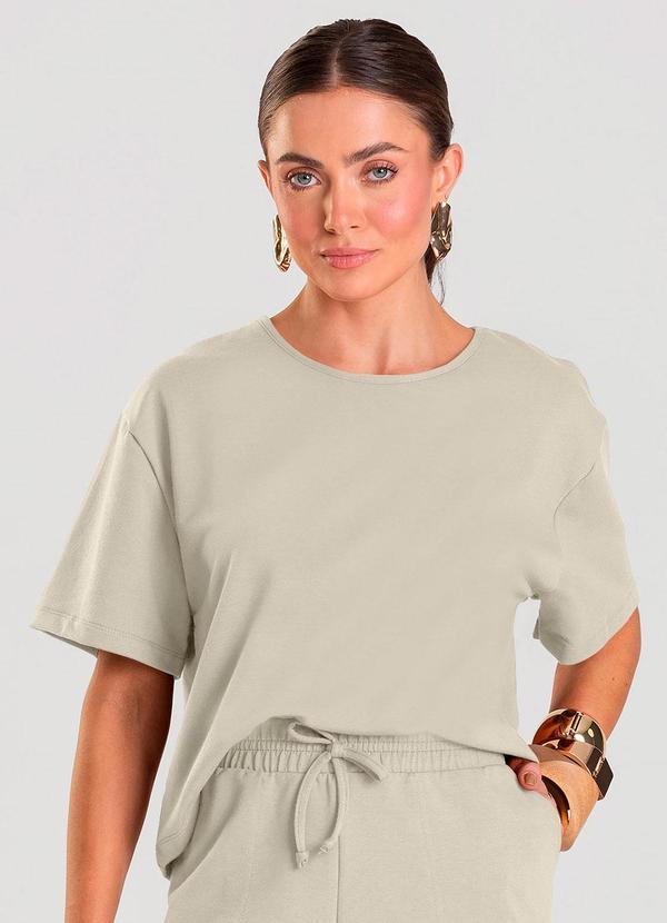 Conjunto Feminino Blusa com Shorts Bege