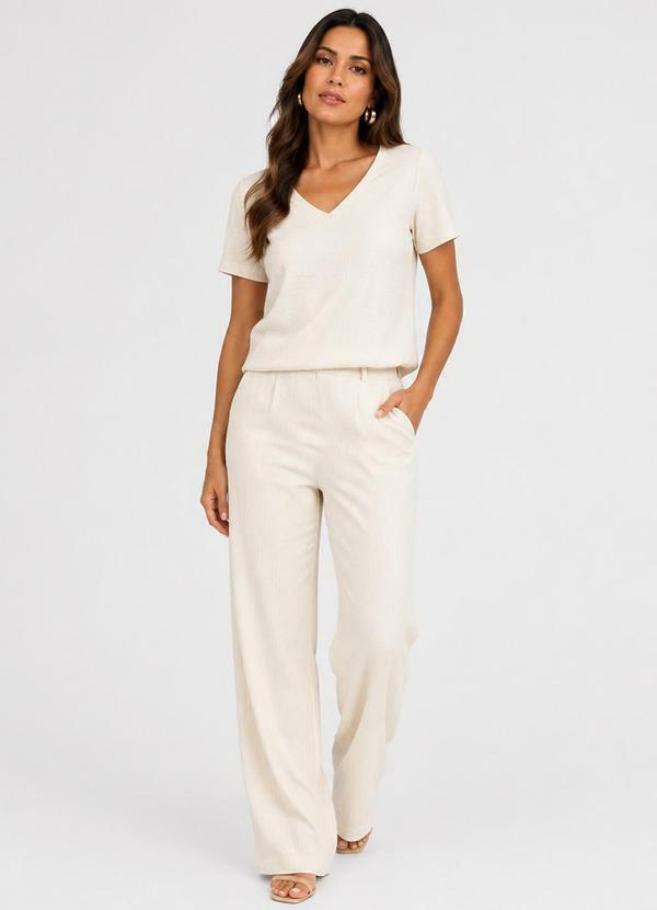 Conjunto Feminino em Polilinho Bege